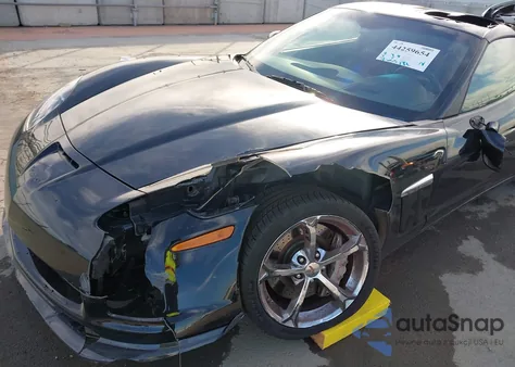 2010 Chevrolet Corvette Grand Sport из США, поврежденный, VIN 1G1YW2DW1A5102674